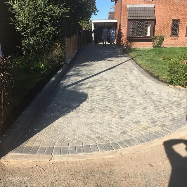 AC Paving & Landscapes - Paving - Driveways - Northampton - Northamptonshire